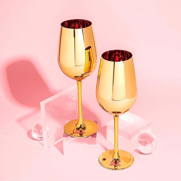 NEW Barbie Wine Glasses - Picture 2 of 6